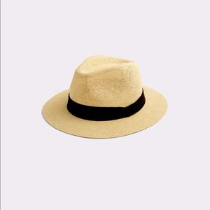 Aldo straw hat in natural.